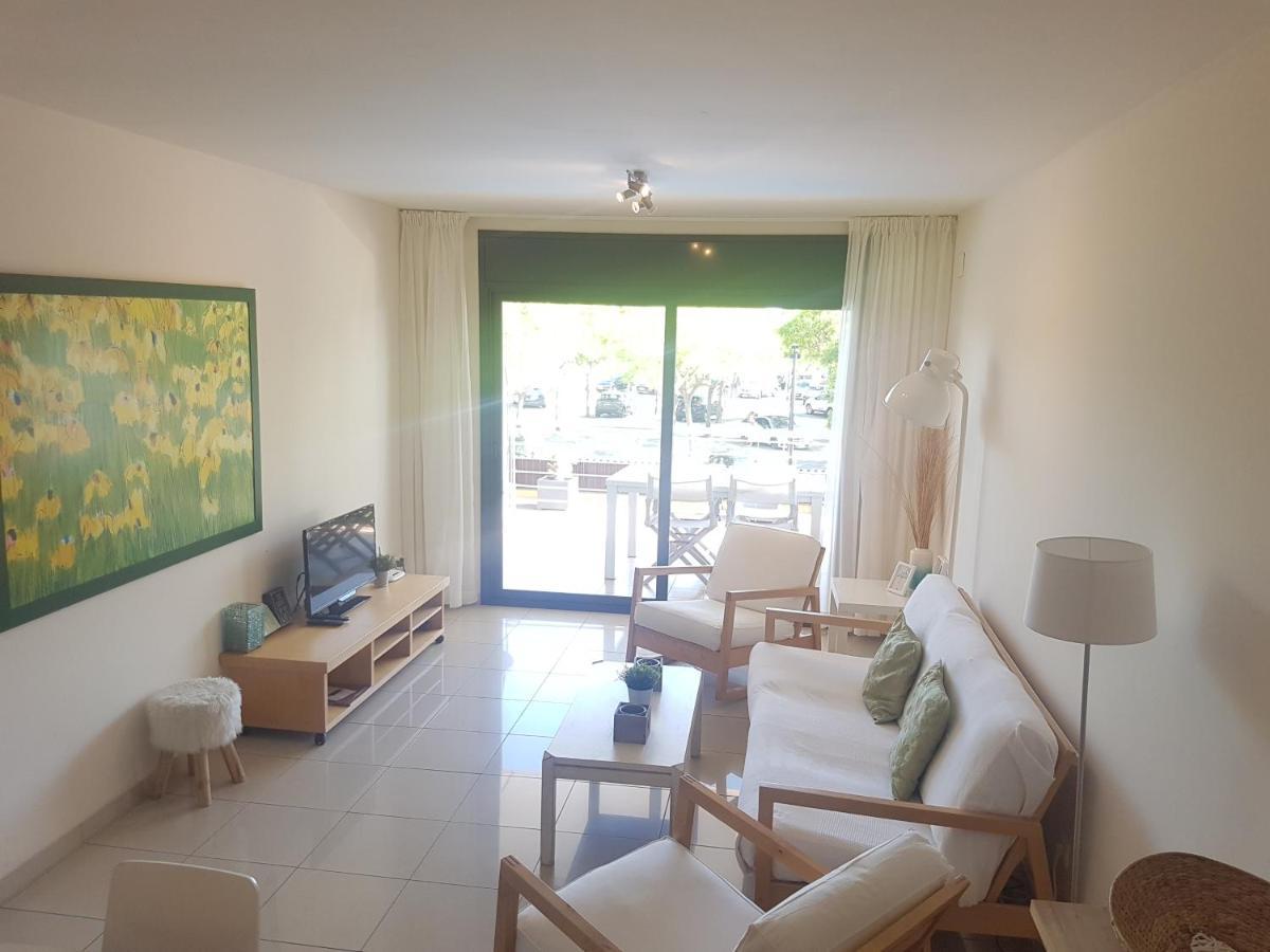 Beautiful Apartment 75M2 With View At The Beach, Pool, Parking Roses Zewnętrze zdjęcie