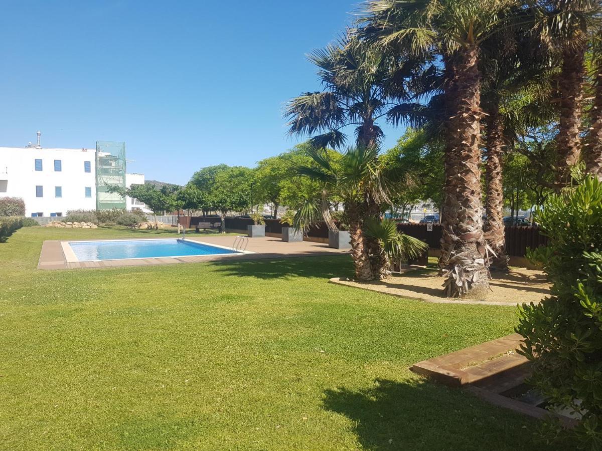 Beautiful Apartment 75M2 With View At The Beach, Pool, Parking Roses Zewnętrze zdjęcie